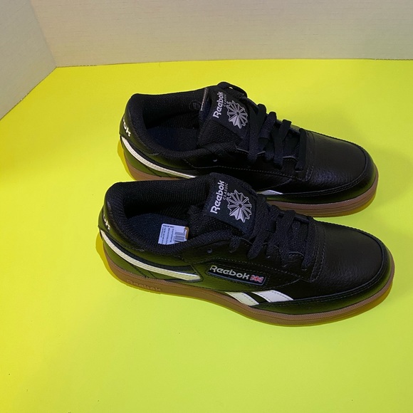 Reebok Workout Plus Unisex Shoes Black Learher - Picture 2 of 5